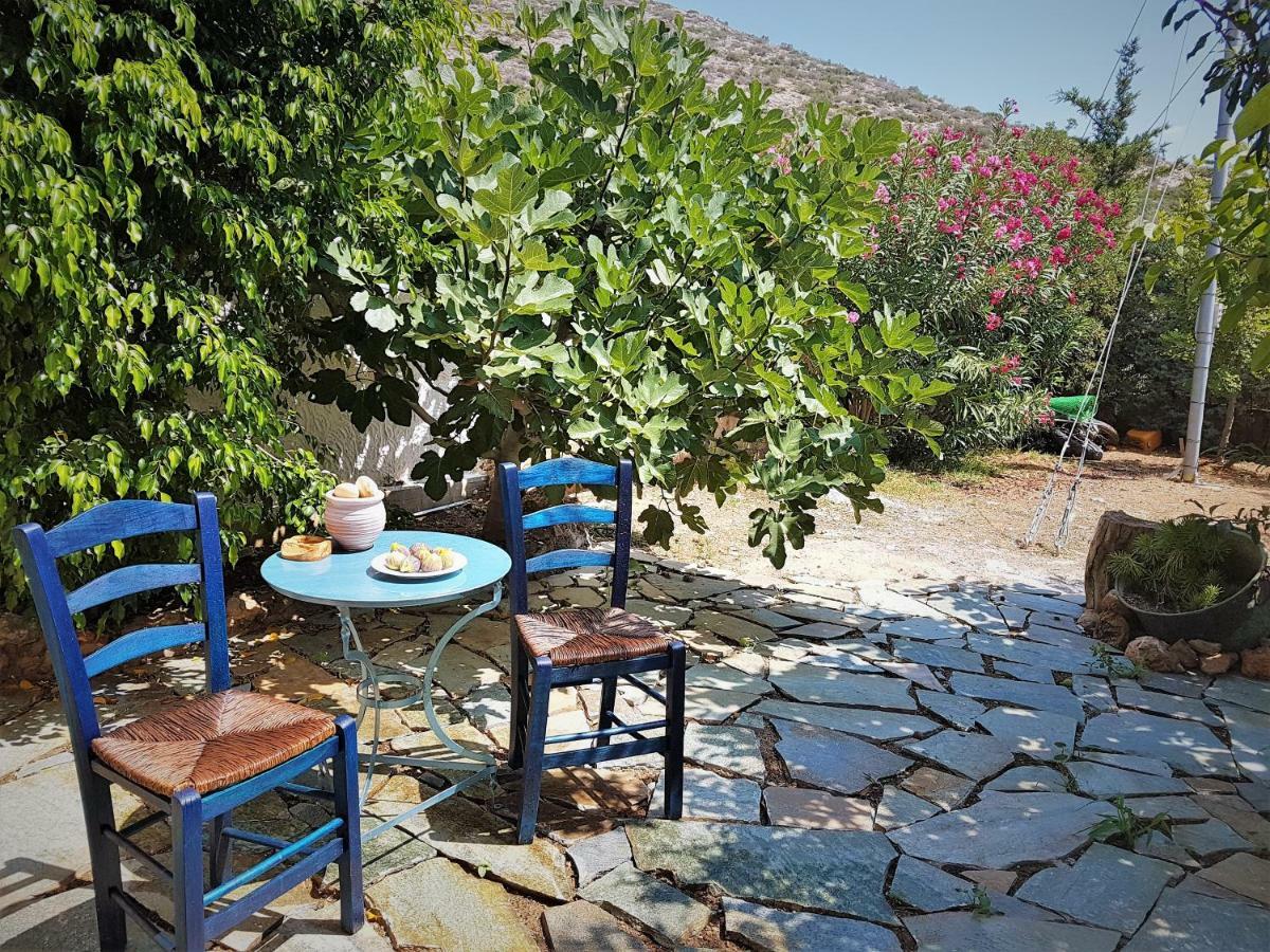 Nadia'S Traditional Greek House Anavyssos Exterior photo