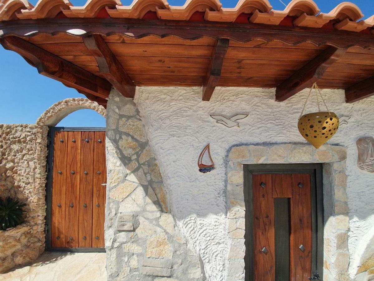 Nadia'S Traditional Greek House Anavyssos Exterior photo